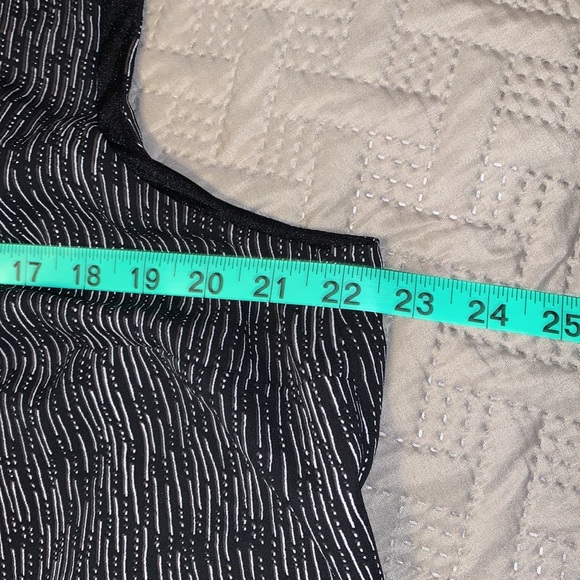 Like new! Worthington Tank with Tiers - Picture 6 of 9